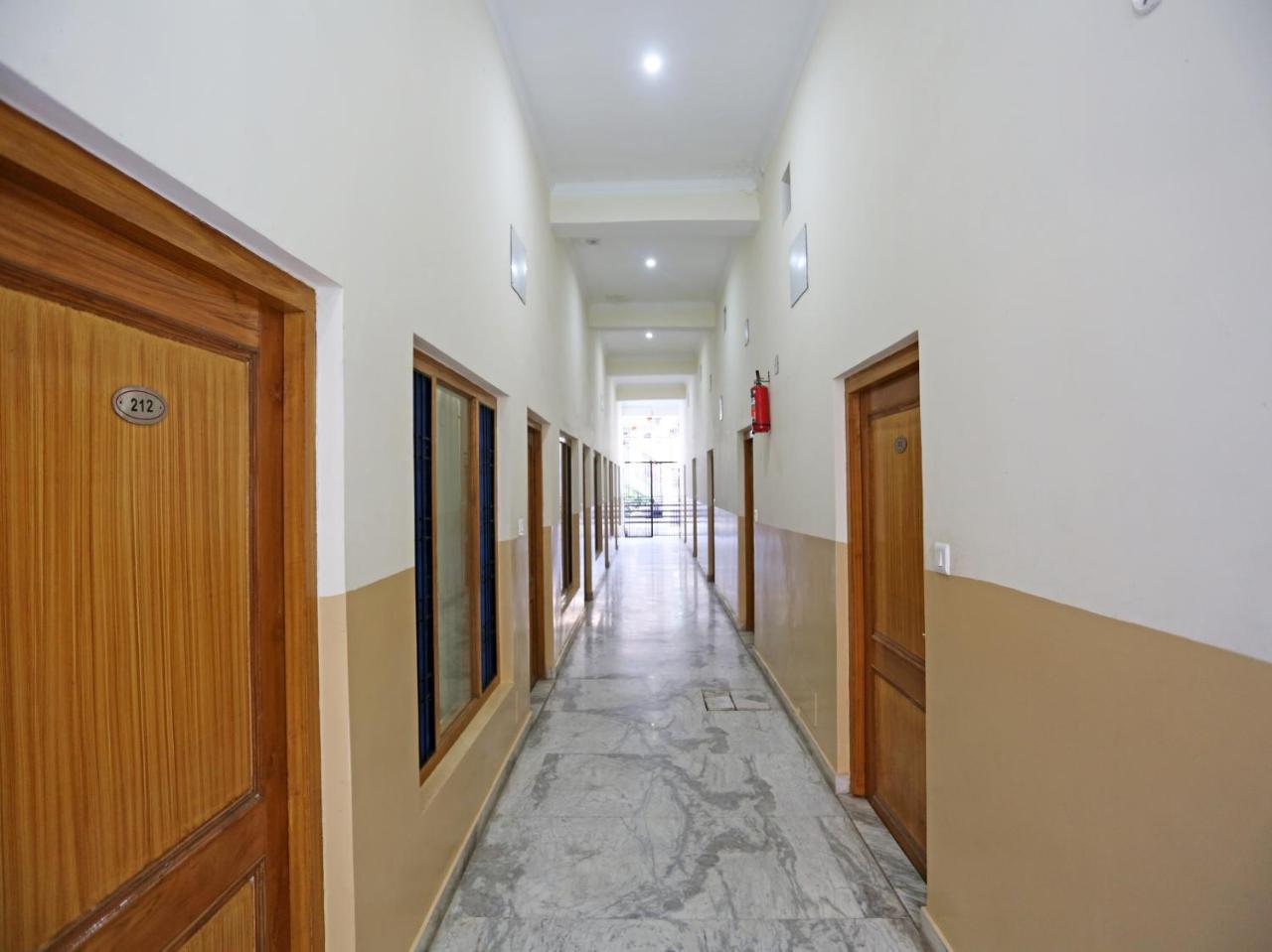 Oyo 19638 Hotel Jay Continental Almora Esterno foto